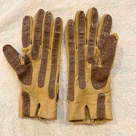 Vintage Isotoner ARIS Women Gloves Tan Leather Trimmings One Size Nylon Driving - Picture 5 of 9